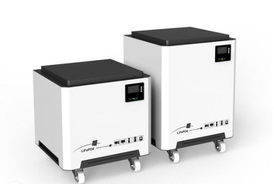 LiFePO4 Felicity Batería solar de litio 51.2V 250Ah 10240Wh 12800Wh con blanco y negro
