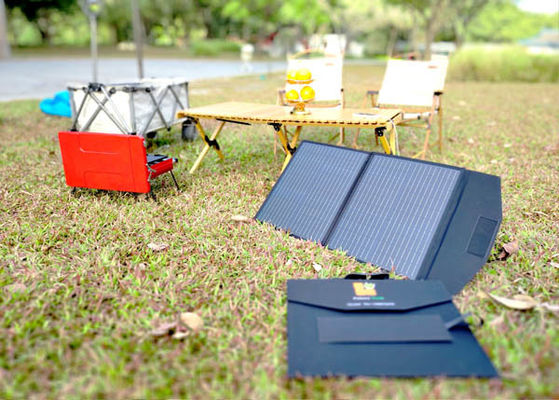 FT160 Sistema de cargador de células solares portátiles flexibles 160W 18V con ABS negro